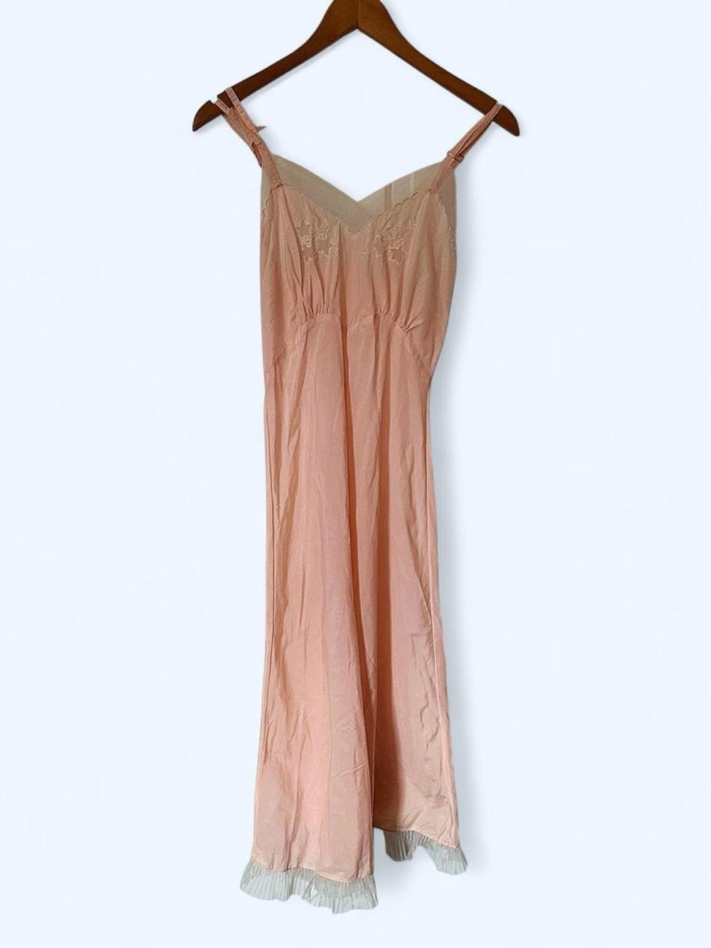 1950’s Peach Slip Dress with Shooting Star embroidery
